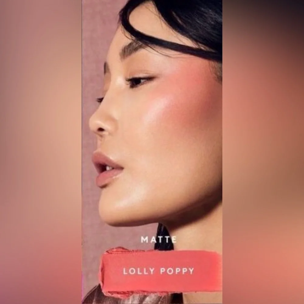 New Fenty Beauty Fenty Cheeks Suede Powder Blush Lolly Poppy for Medium Tones